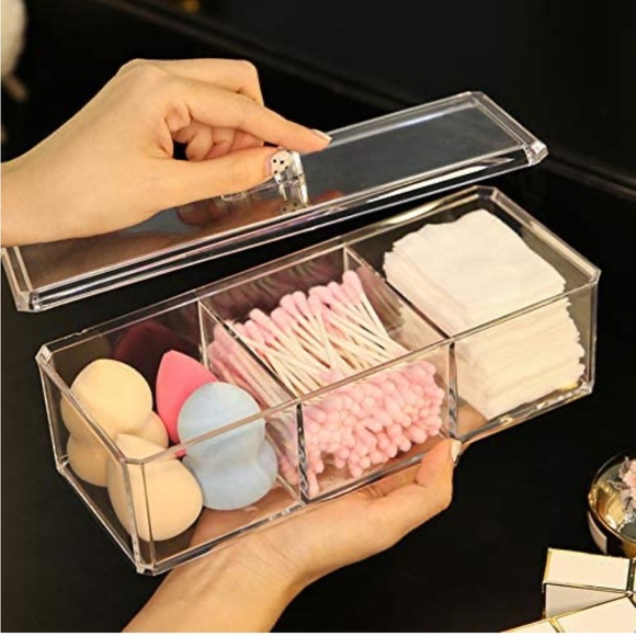 ELLE 3 Compartment Cosmetic Organizer with Lid - Picture 2 of 7